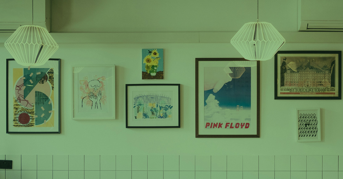 How to Create a Gallery Wall